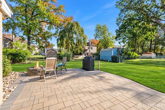 4 Willow Avenue, Edison, NJ 08817