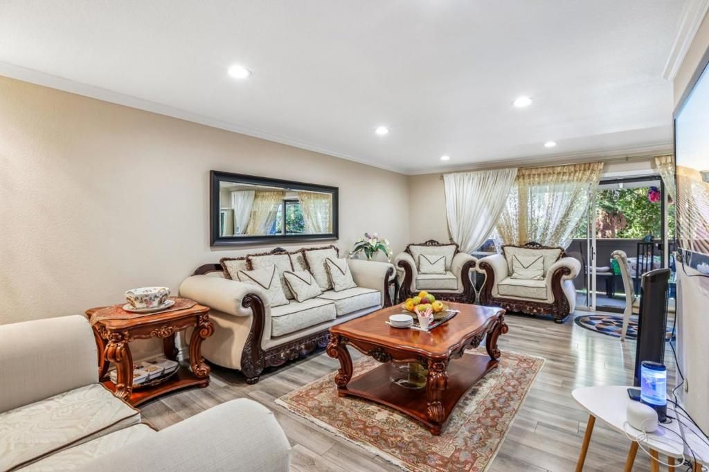 Image 6 of property listing at 150 Saratoga Avenue 362, Santa Clara, CA 95051