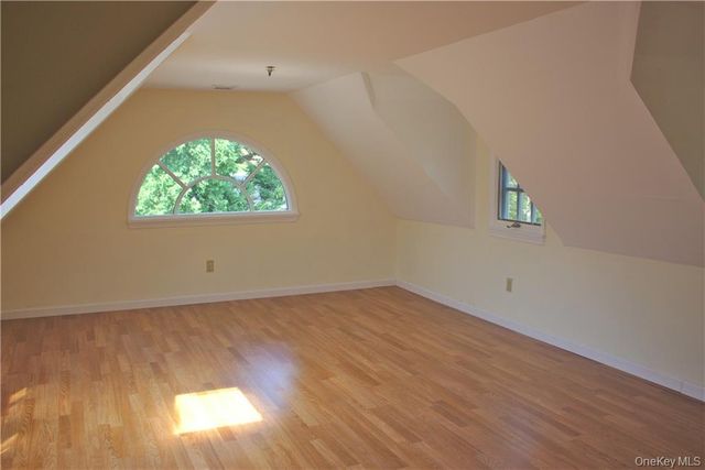 16 Springhurst Park, Dobbs Ferry, NY 10522
