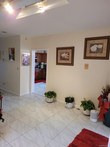 16 Springhurst Park, Dobbs Ferry, NY 10522