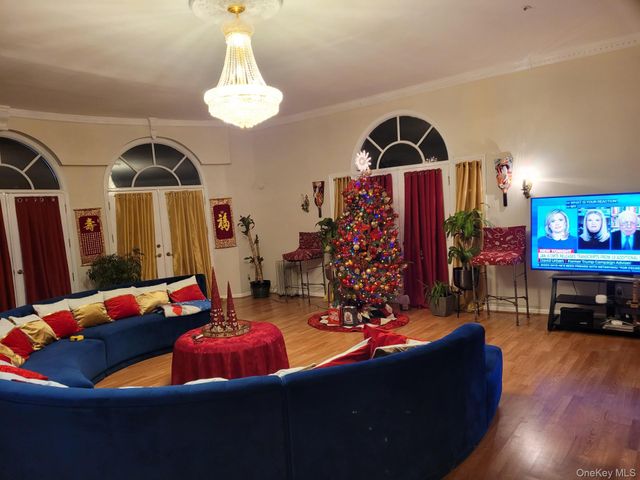 16 Springhurst Park, Dobbs Ferry, NY 10522