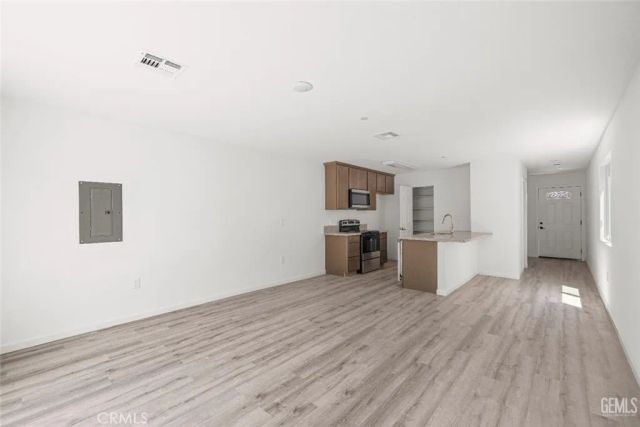 1417 Oregon, Bakersfield, CA 93305