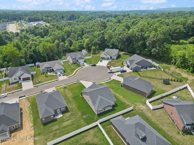 908 Audobon Ct, Memphis, IN 47143