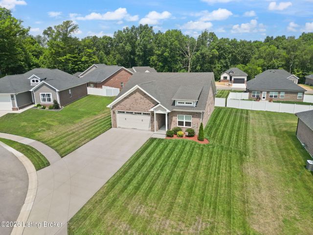 908 Audobon Ct, Memphis, IN 47143