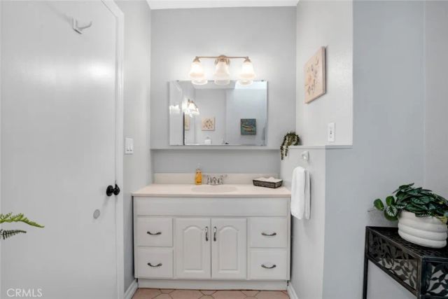 322 S Lincoln Street, Burbank, CA 91506