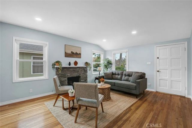 322 S Lincoln Street, Burbank, CA 91506