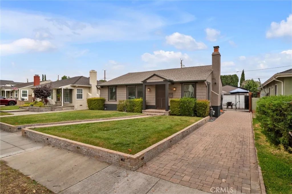 322 S Lincoln Street, Burbank, CA 91506