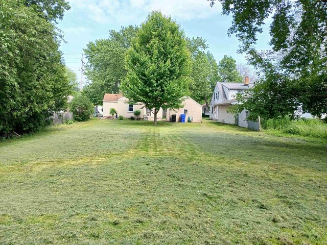 1415 S KERNAN STREET, Appleton, WI 54915
