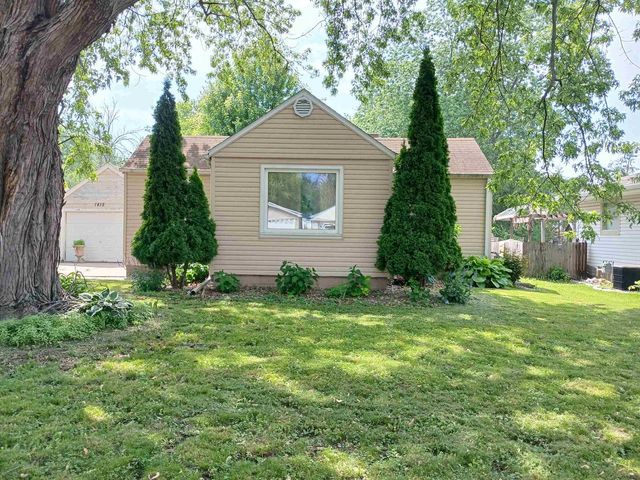 1415 S KERNAN STREET, Appleton, WI 54915