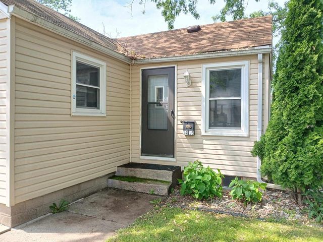 1415 S KERNAN STREET, Appleton, WI 54915