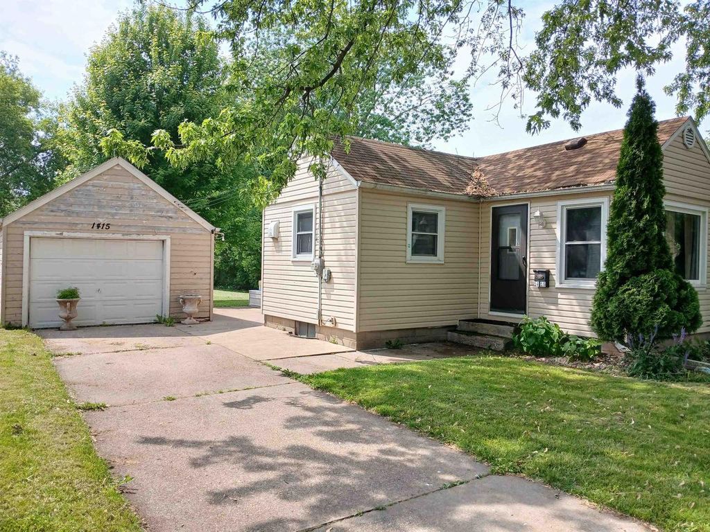 1415 S KERNAN STREET, Appleton, WI 54915