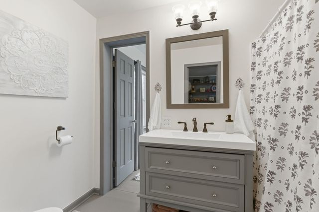 224 Kelly Street, Hobart, IN 46342