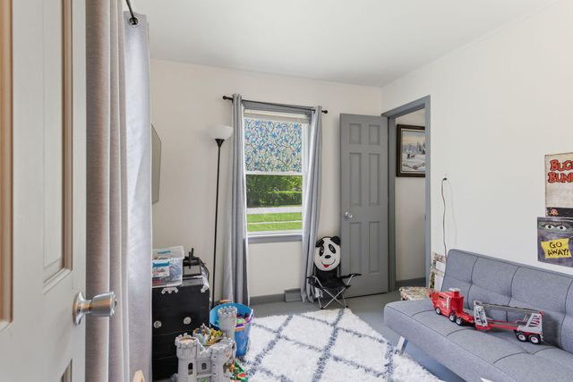 224 Kelly Street, Hobart, IN 46342