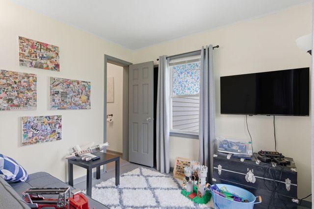 224 Kelly Street, Hobart, IN 46342