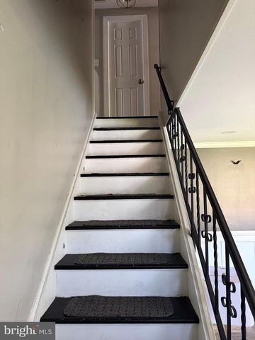 5 BARKER LN, Willingboro, NJ 08046
