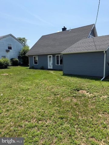 5 BARKER LN, Willingboro, NJ 08046