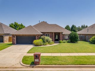 17404 Hawks Tree Lane, Edmond, OK 73012