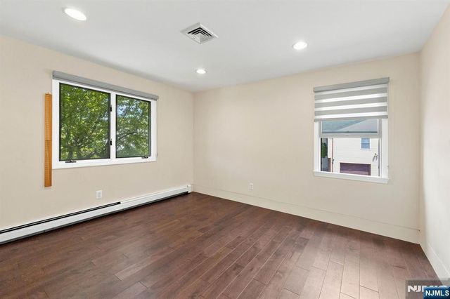 91 Chaffee Circle, Norwood, NJ 07648