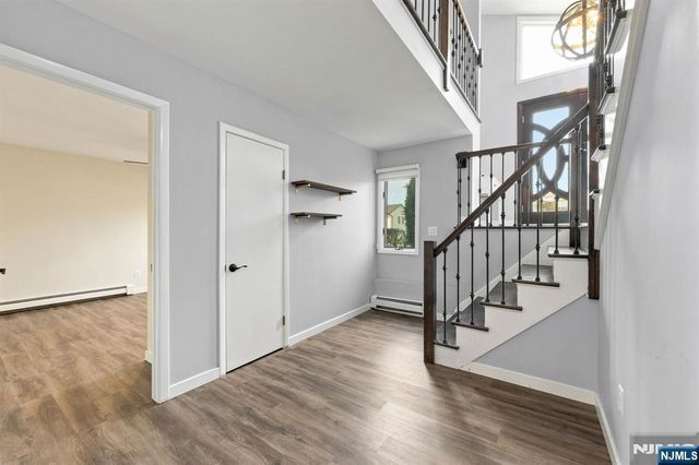 91 Chaffee Circle, Norwood, NJ 07648