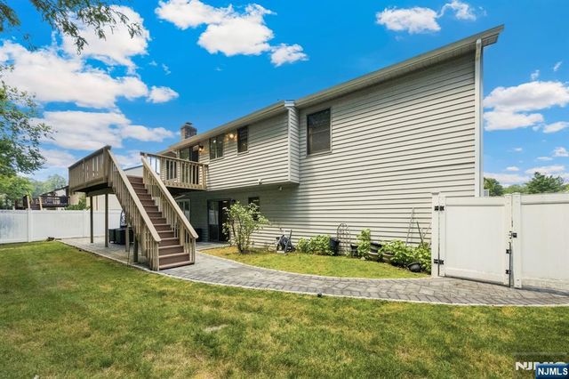 91 Chaffee Circle, Norwood, NJ 07648