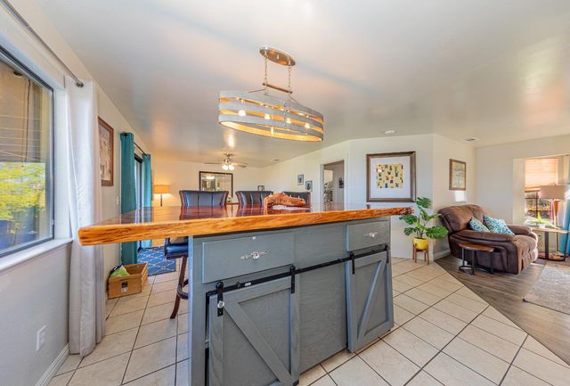 33067 Blue Vista Court, Coarsegold, CA 93614