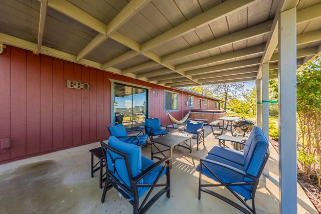 33067 Blue Vista Court, Coarsegold, CA 93614