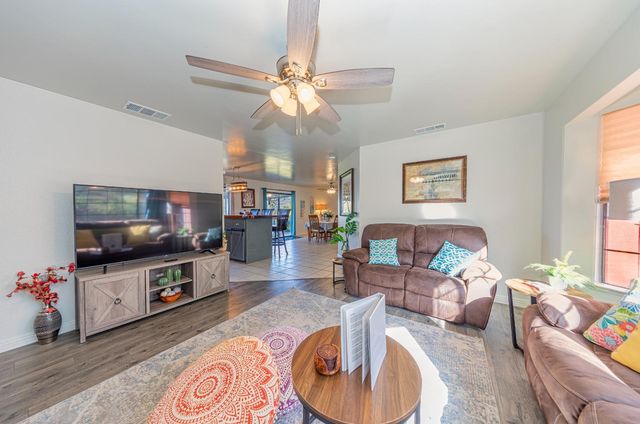 33067 Blue Vista Court, Coarsegold, CA 93614