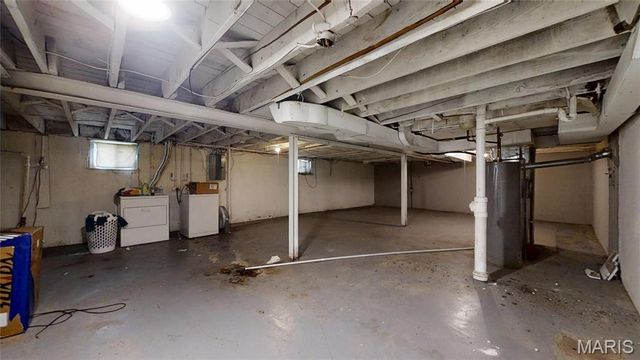1155 Watts Avenue, St Louis, MO 63130