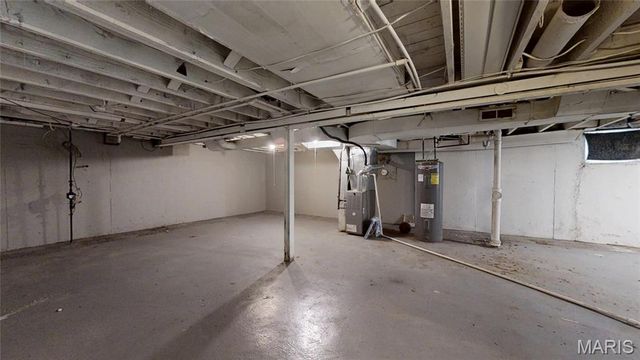 1155 Watts Avenue, St Louis, MO 63130