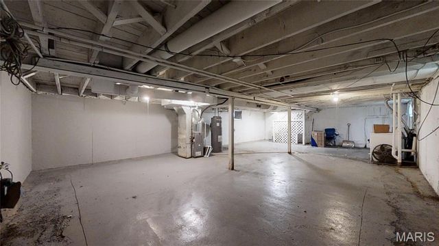 1155 Watts Avenue, St Louis, MO 63130