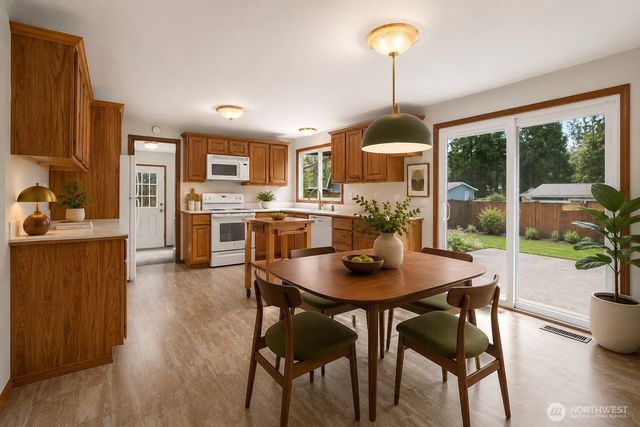 15441 SE 144th Place, Renton, WA 98059