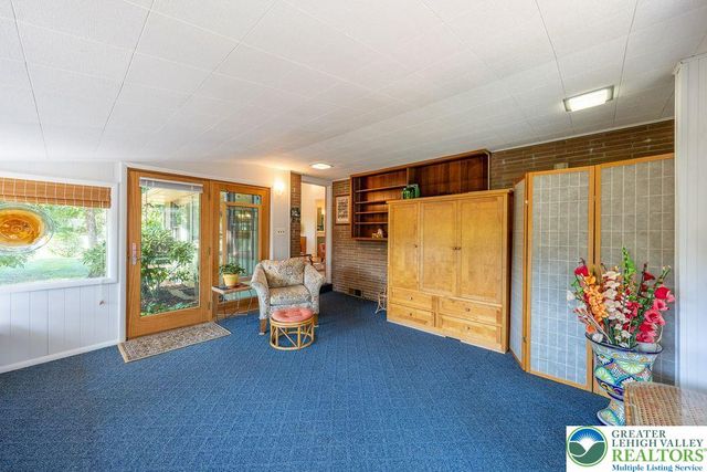 436 East Macada Road, Bethlehem City, PA 18017