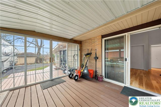 436 East Macada Road, Bethlehem City, PA 18017