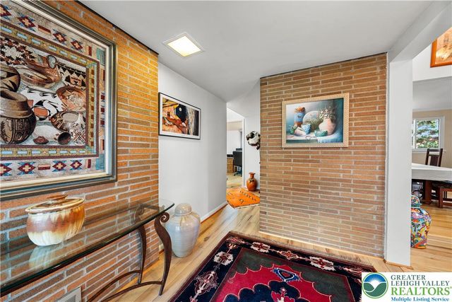 436 East Macada Road, Bethlehem City, PA 18017