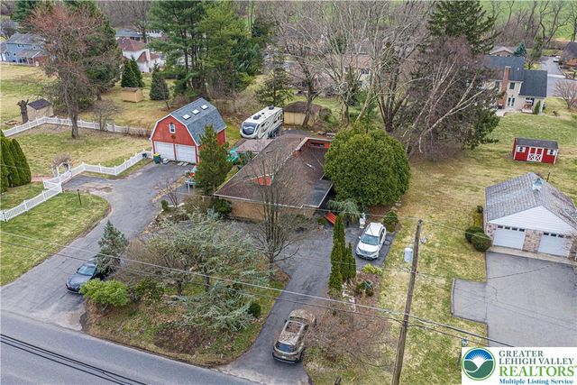 436 East Macada Road, Bethlehem City, PA 18017