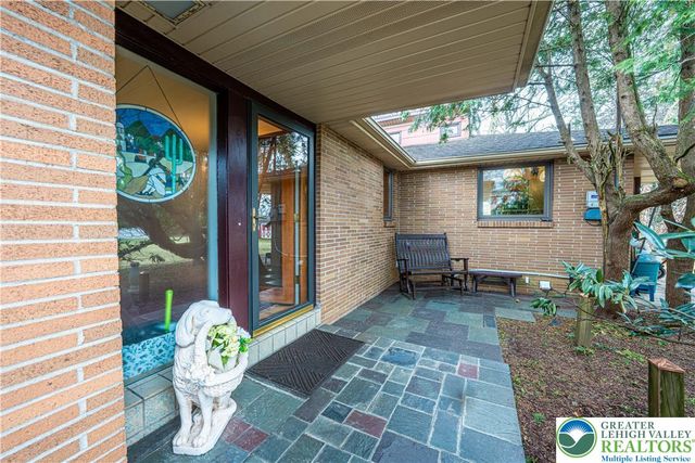 436 East Macada Road, Bethlehem City, PA 18017