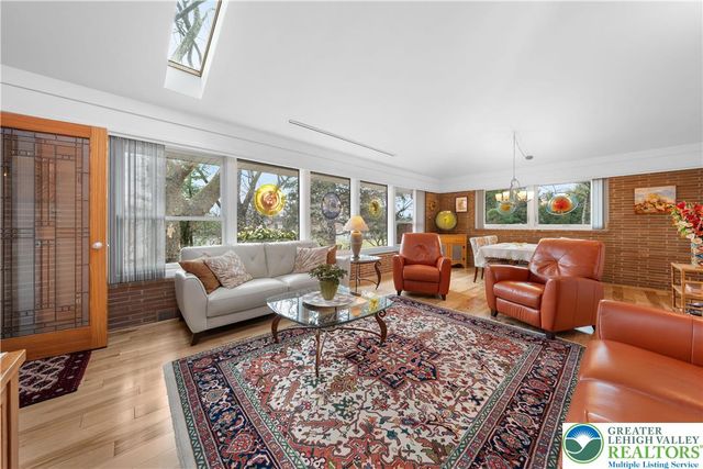 436 East Macada Road, Bethlehem City, PA 18017