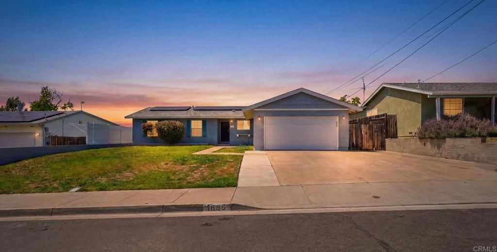 Image 2 of property listing at 1689 Harvard Street, Chula Vista, CA 91913