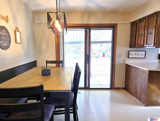 2324 N 74th Street, Lincoln, NE 68507