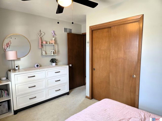 2324 N 74th Street, Lincoln, NE 68507