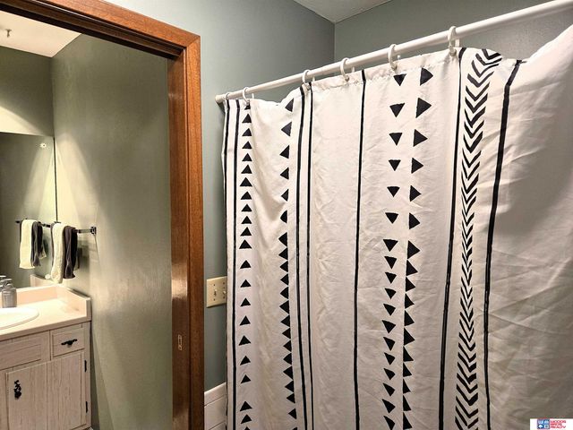 2324 N 74th Street, Lincoln, NE 68507