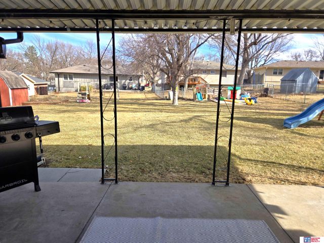 2324 N 74th Street, Lincoln, NE 68507