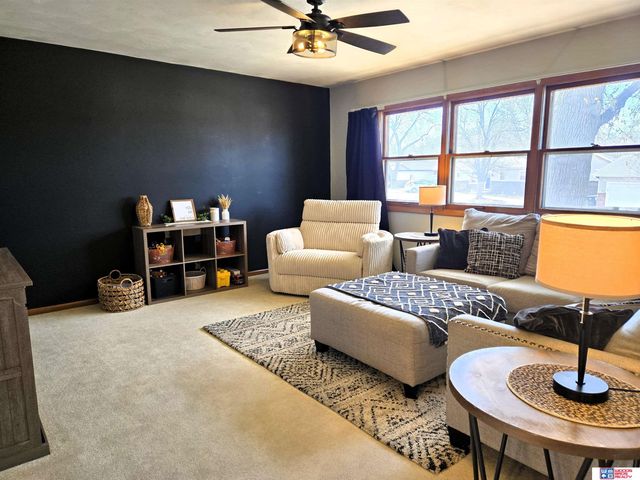 2324 N 74th Street, Lincoln, NE 68507