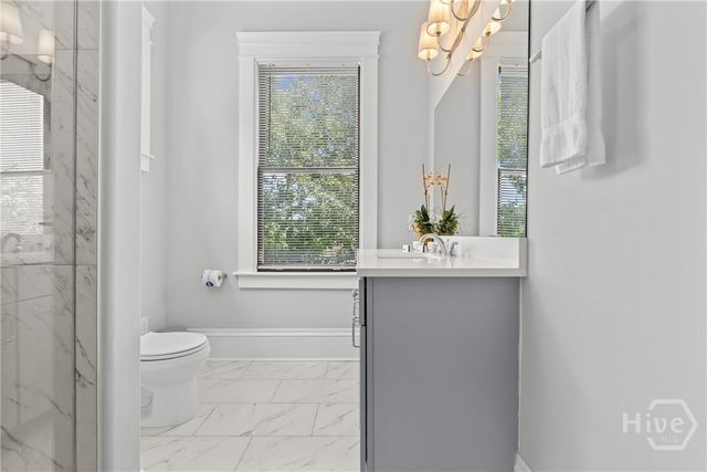 407 W 35th Street, Savannah, GA 31401