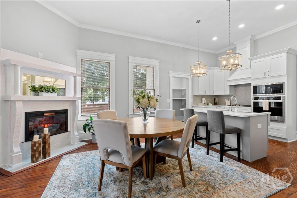 Image 21 of property listing at 407 W 35th Street, Savannah, GA 31401