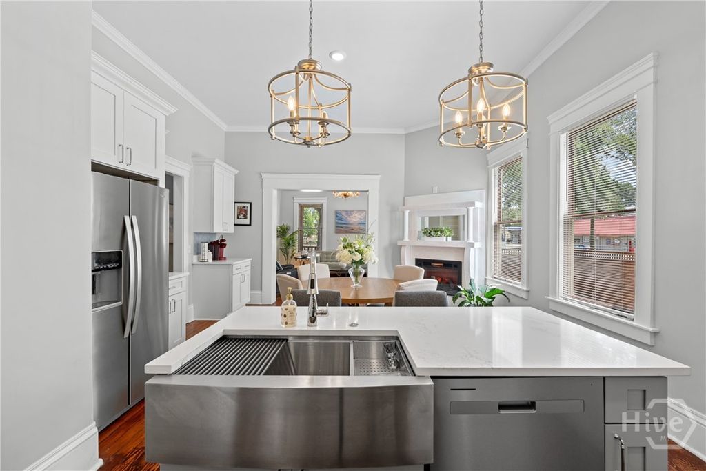 Image 24 of property listing at 407 W 35th Street, Savannah, GA 31401