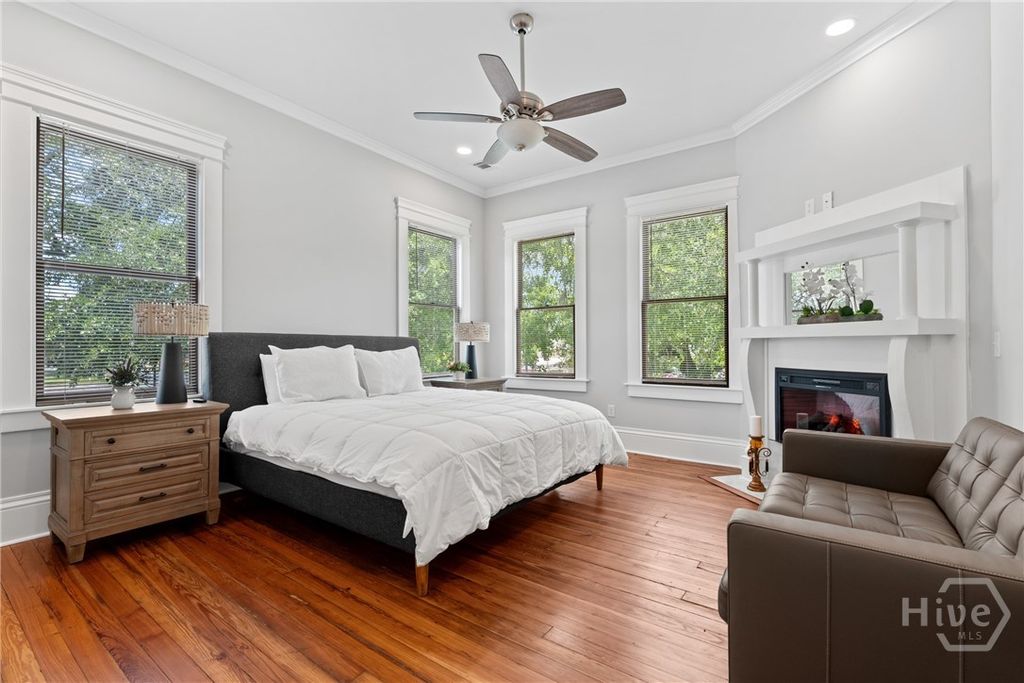 Image 50 of property listing at 407 W 35th Street, Savannah, GA 31401