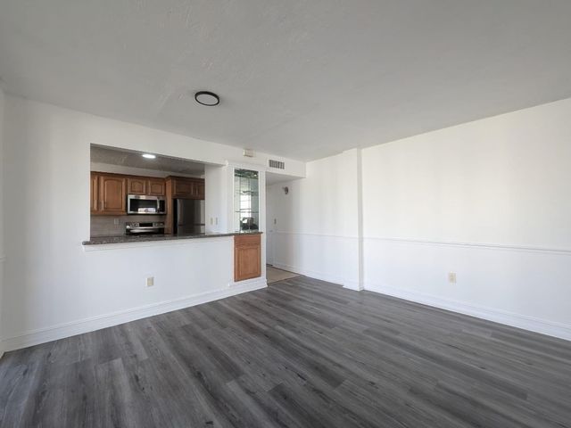 1754 NW 55th Avenue 204, Lauderhill, FL 33313