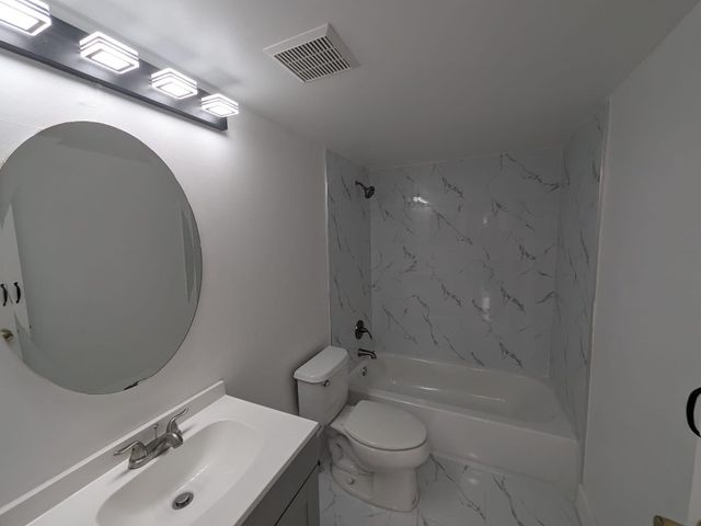 1754 NW 55th Avenue 204, Lauderhill, FL 33313