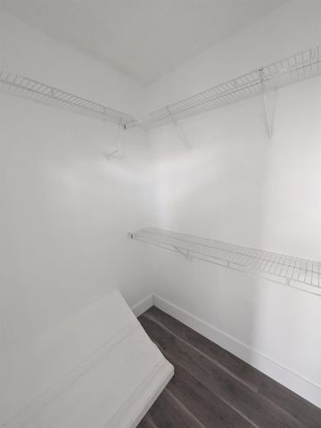 1754 NW 55th Avenue 204, Lauderhill, FL 33313